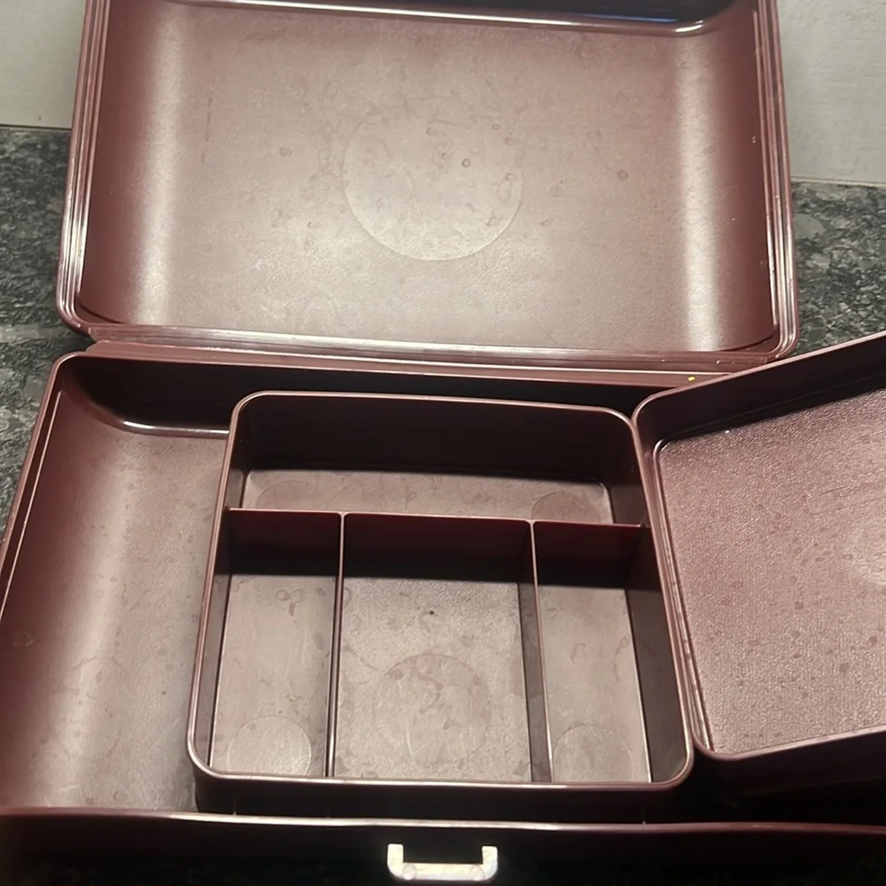 Personal Valet Organizer Case by Tupperware. In excellent condition. Unisex